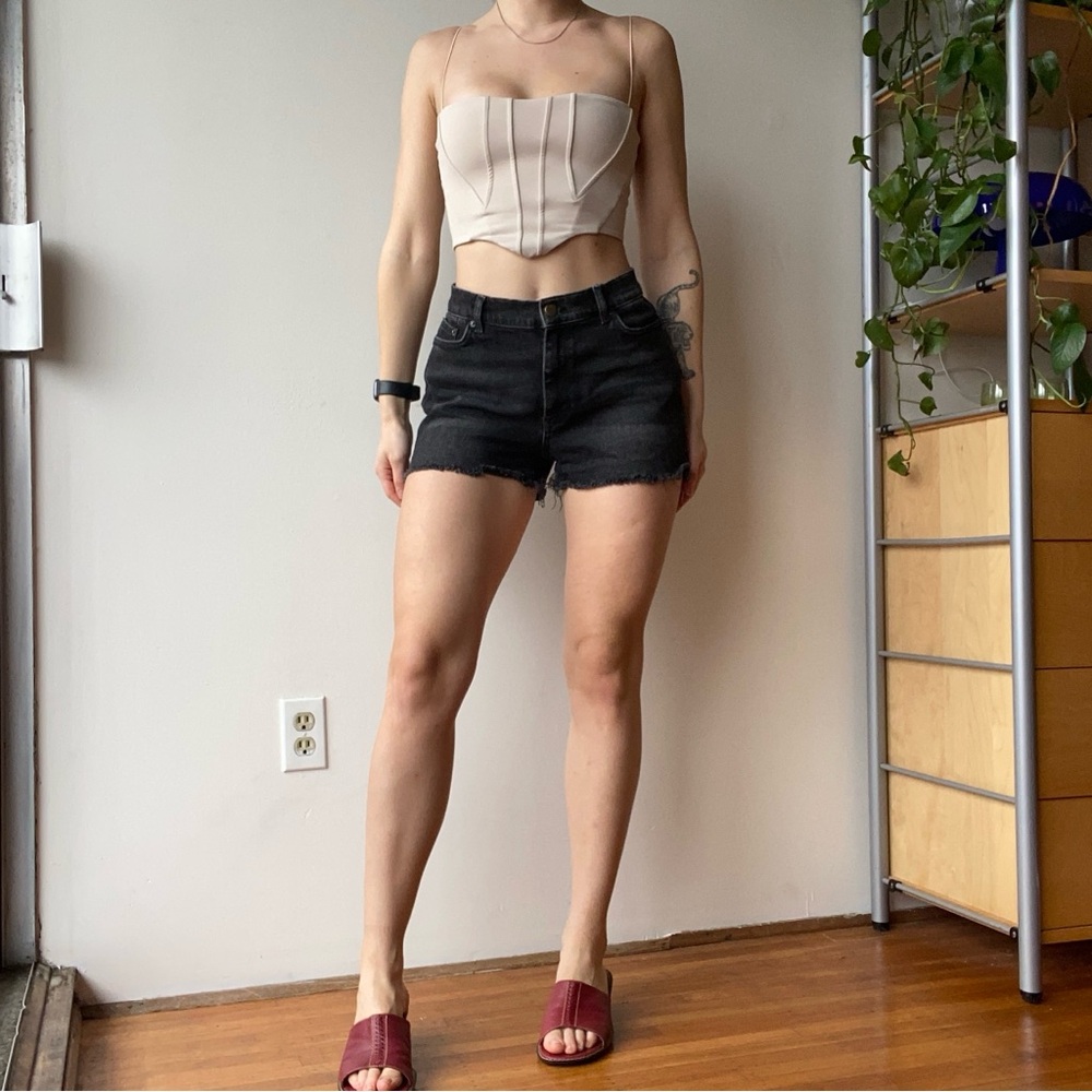 & other stories faded black cut off denim shorts size 29
